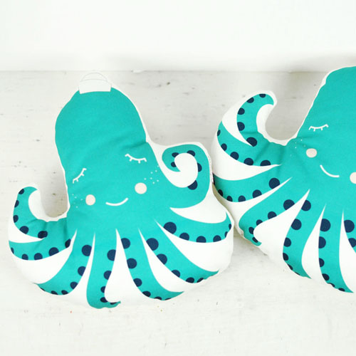 octopus pillow by PinkNounou 2